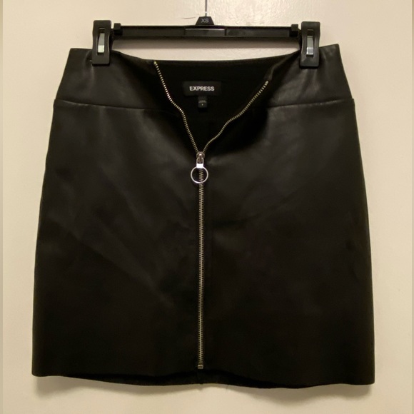 Express Faux Leather Mini Skirt - Picture 4 of 6